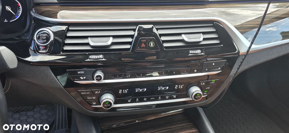 BMW Seria 5 530d xDrive - 19