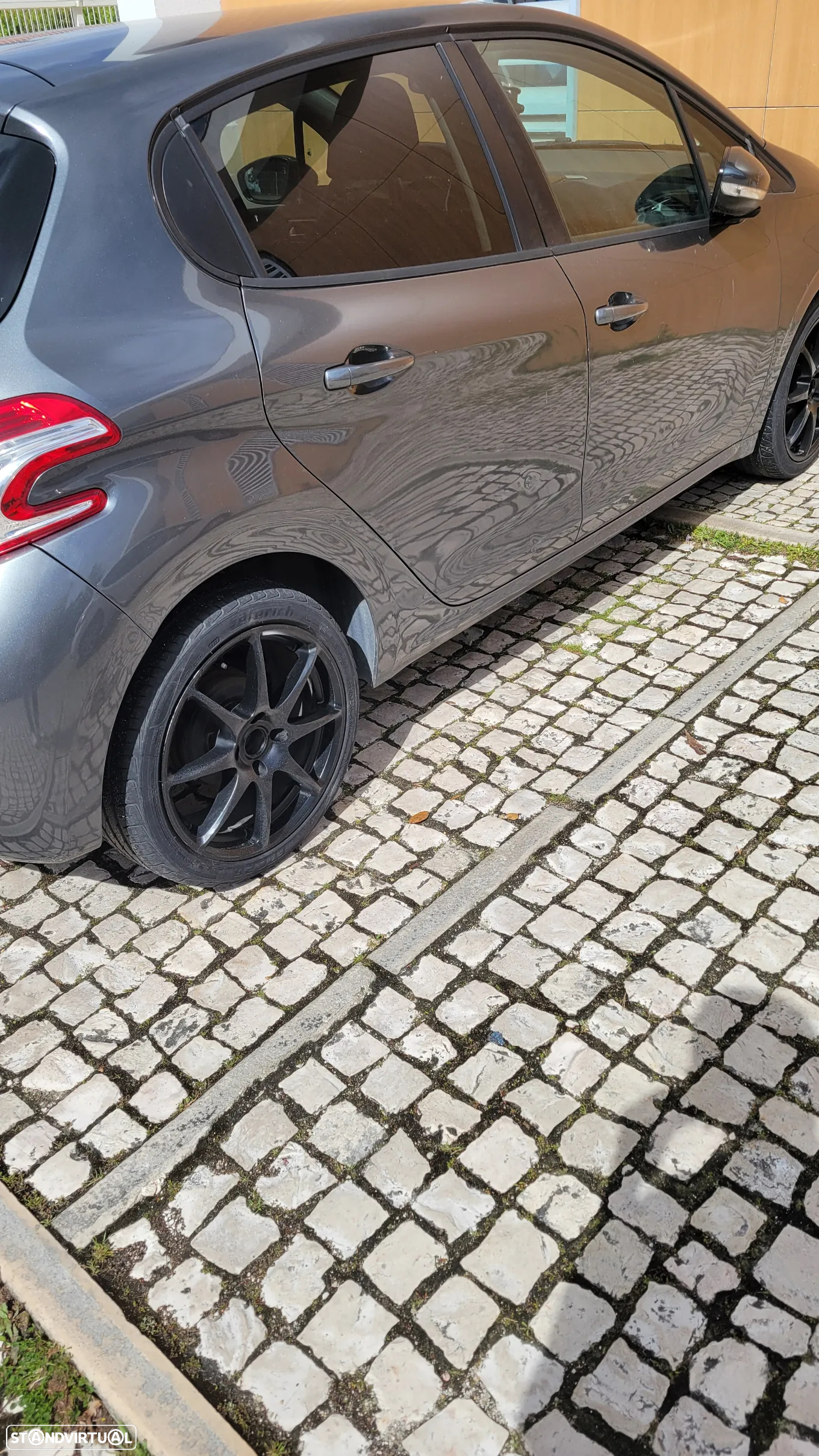 Peugeot 208 1.4 HDi - 7