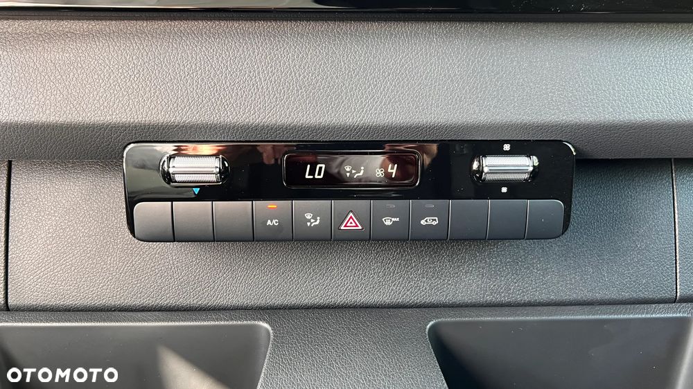 Mercedes-Benz Sprinter 319 CDI - 12