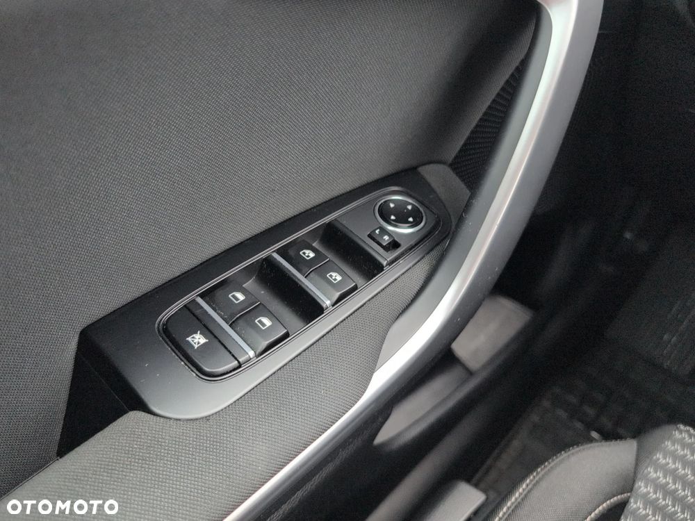 Kia Ceed 1.5 T-GDI M DCT - 16