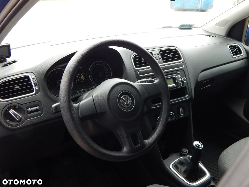 Volkswagen Polo - 24