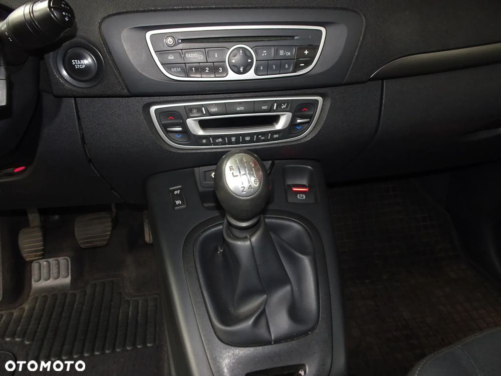Renault Scenic - 12