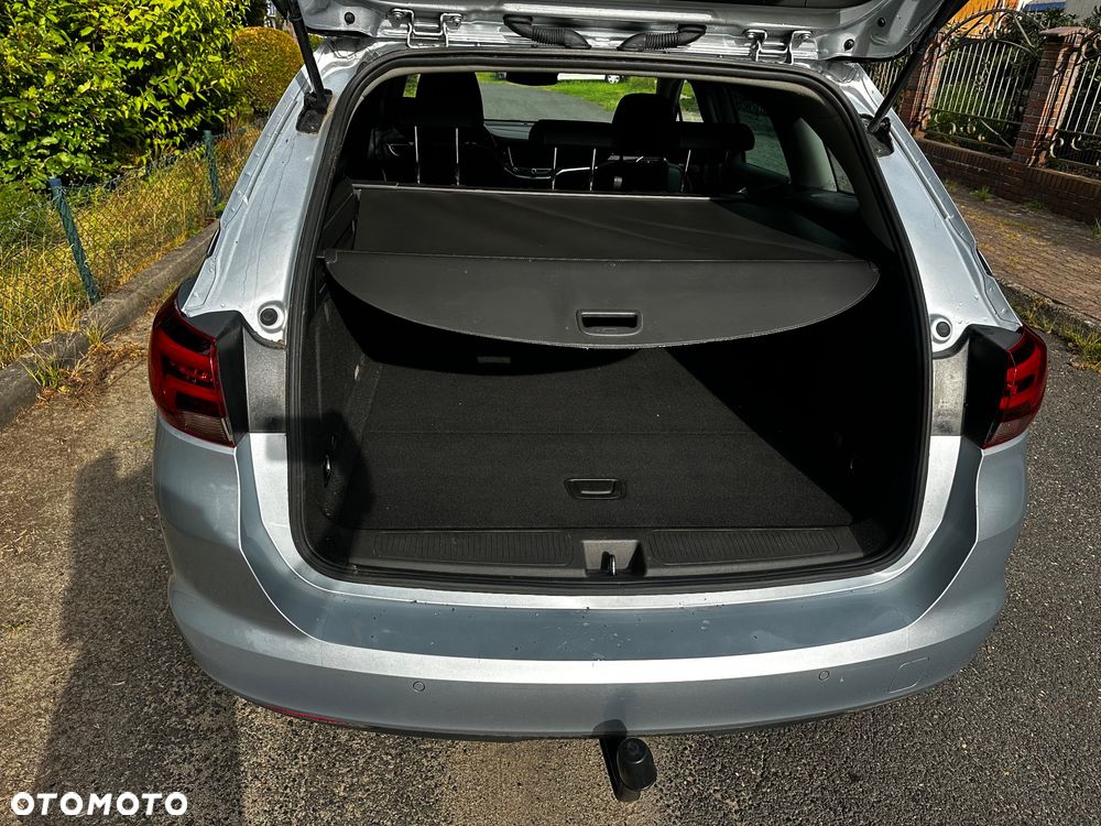 Opel Astra 1.4 Turbo Innovation - 13