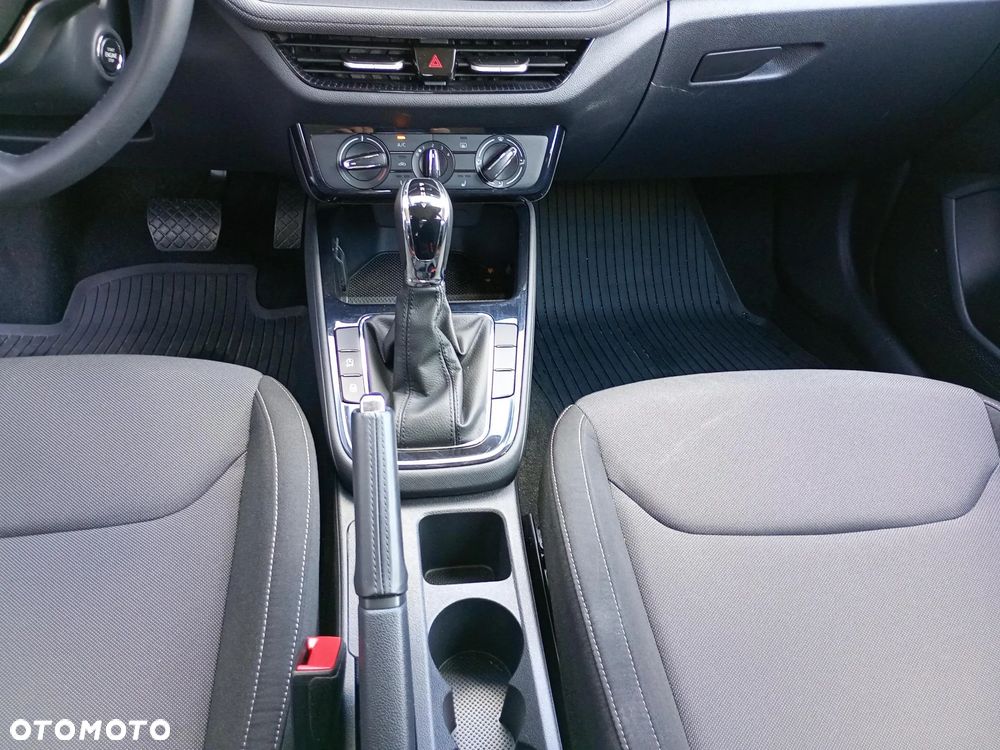 Skoda Fabia 1.0 TSI Selection DSG - 10