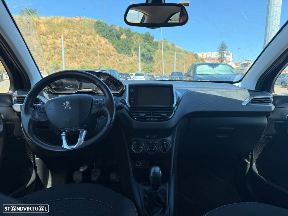 Peugeot 208 1.2 PureTech Active - 7