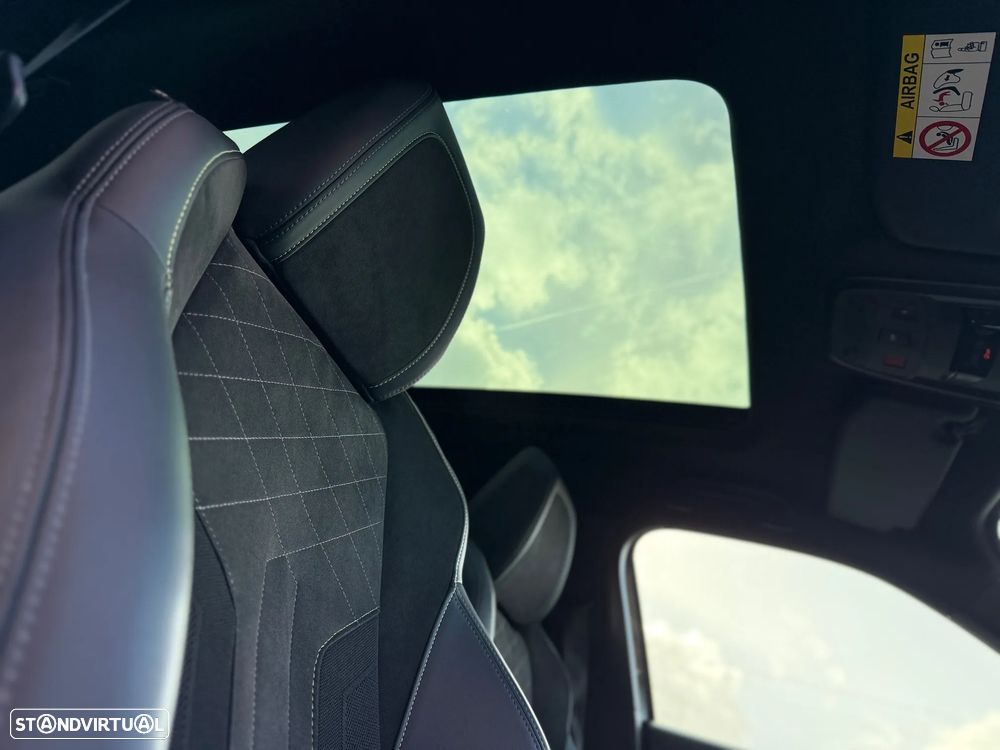 Peugeot 2008 1.2 PureTech GT EAT8 - 12