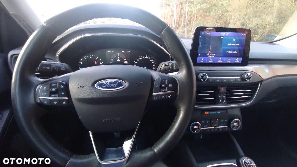 Ford Focus 1.0 EcoBoost mHEV Titanium X - 13