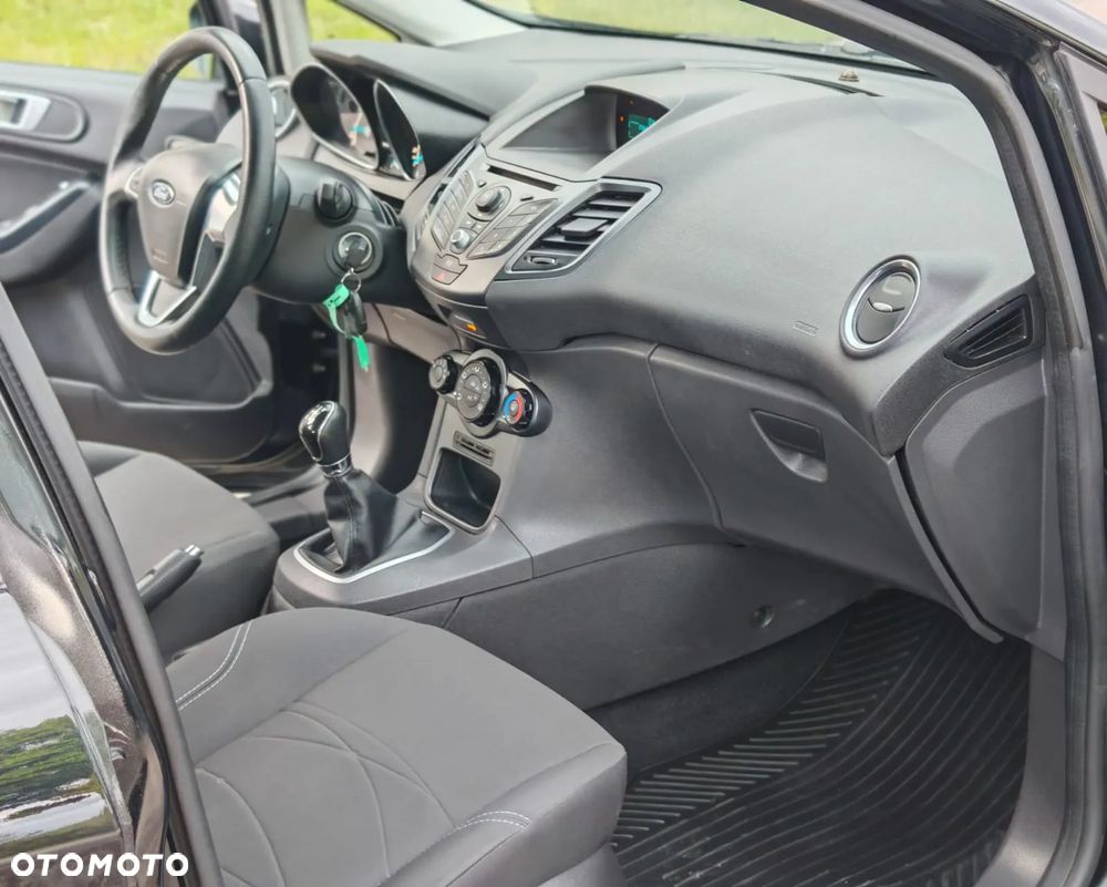 Ford Fiesta - 14