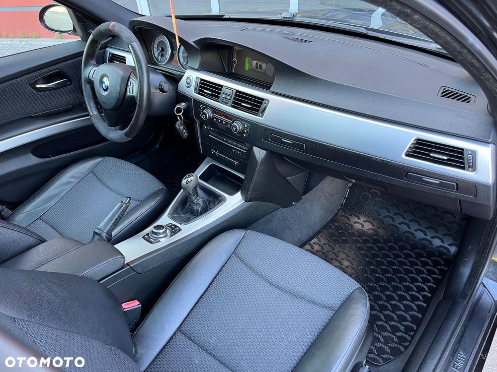 BMW Seria 3 320d DPF Blue Performance Edition Fleet Sport - 33