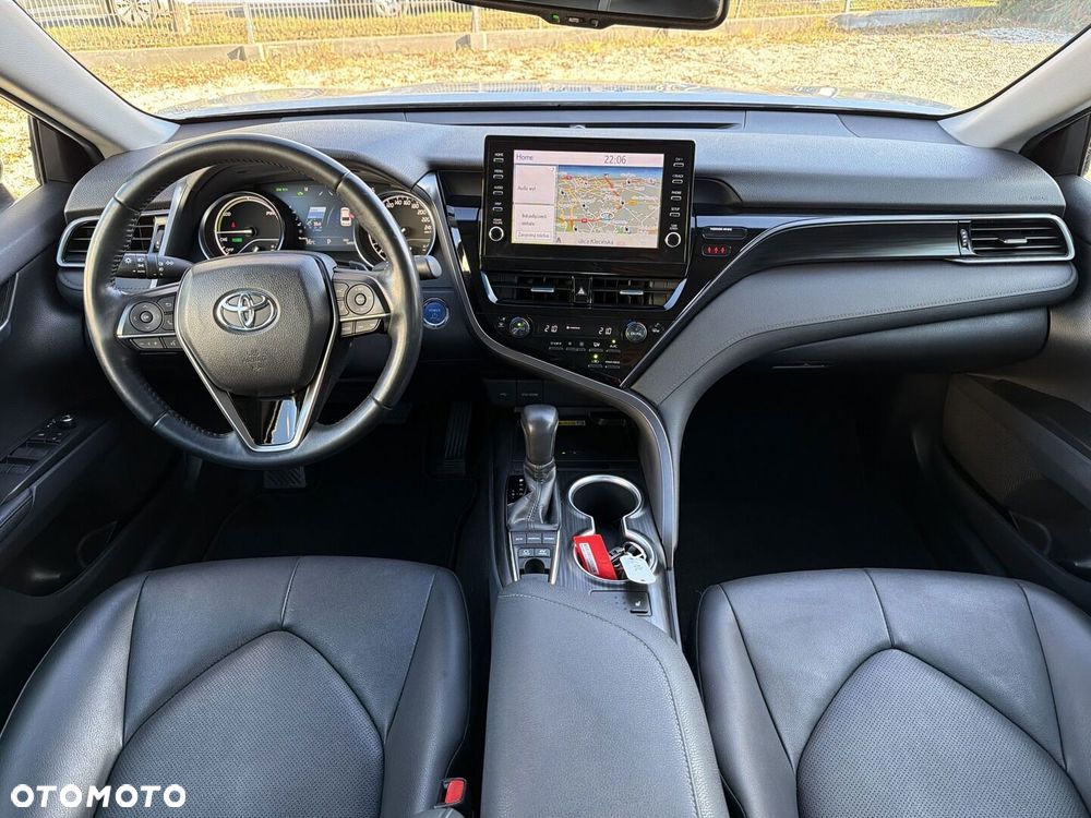 Toyota Camry 2.5 Hybrid Executive CVT - 11