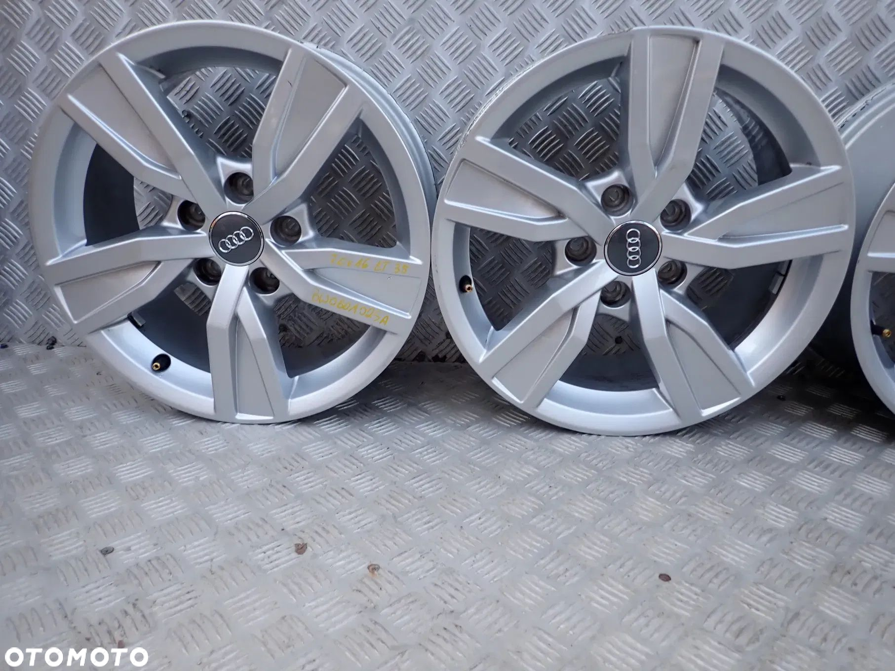 FELGI ALUMINIOWE AUDI 7,0X16 ET35 A4 B9 A6 C7 8W0601025A - 2