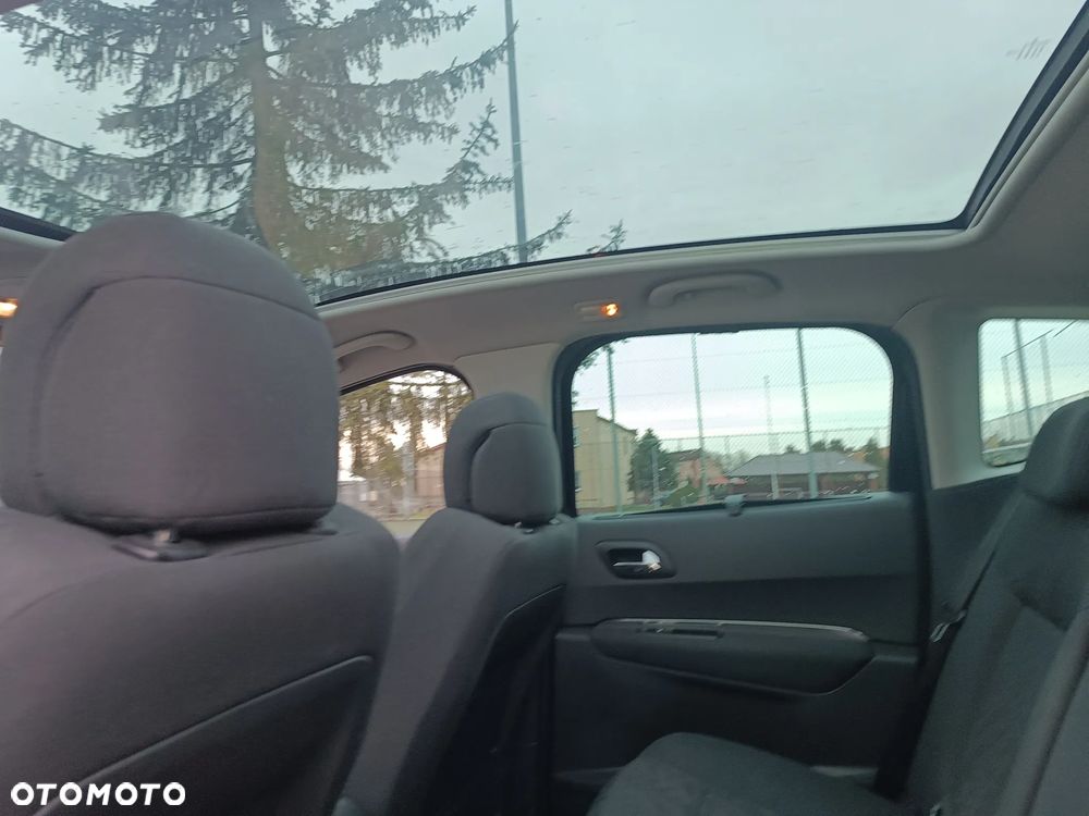 Peugeot 3008 HDi FAP 110 Family - 15