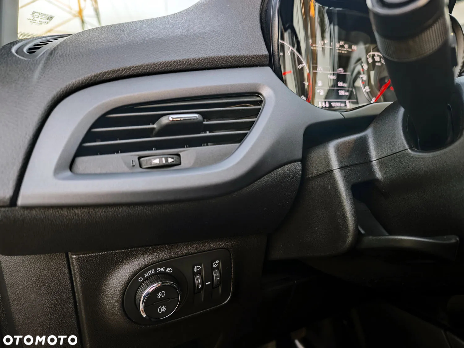 Opel Corsa 1.4 120 Lat - 15