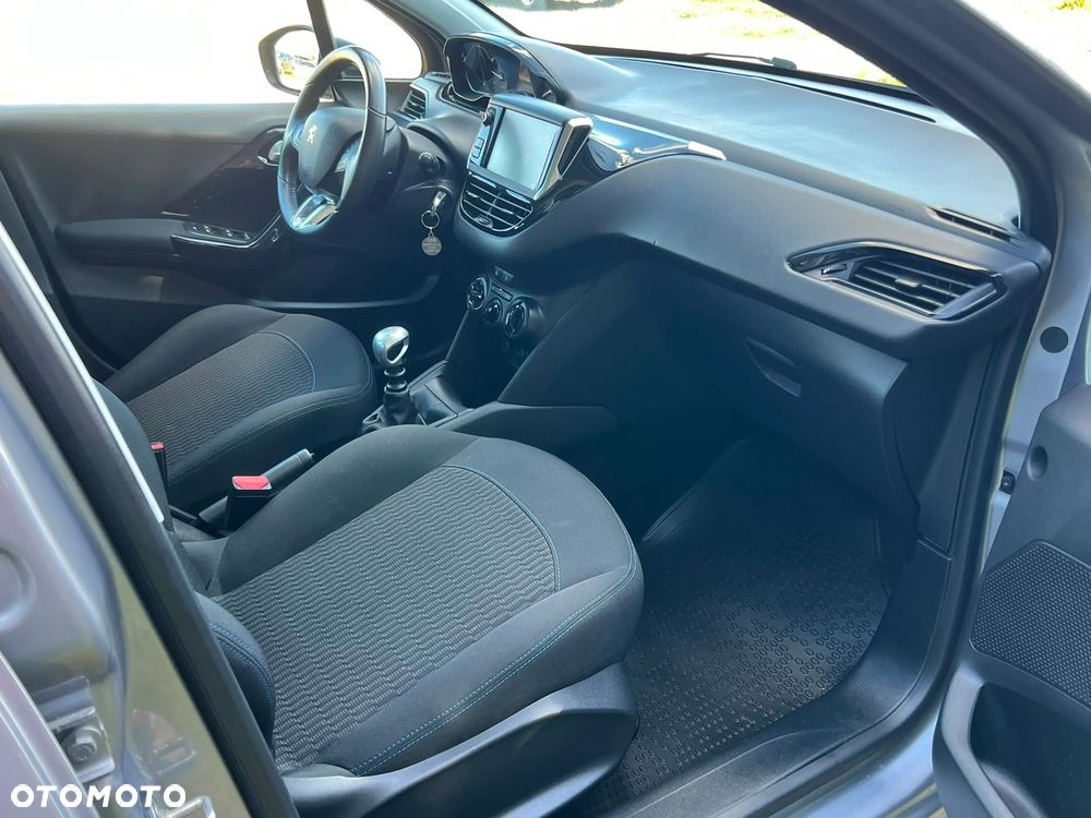 Peugeot 208 BlueHDi 100 Active Pack - 13