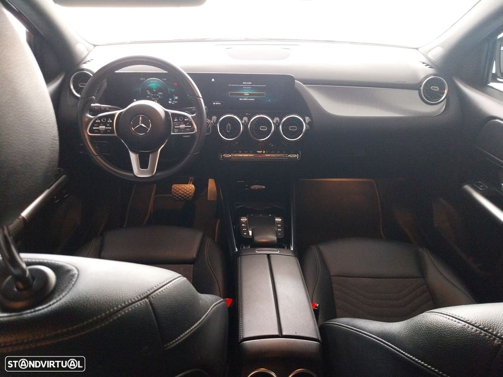 Mercedes-Benz GLA 250 e Progressive - 11