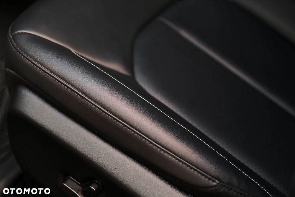 Chrysler Pacifica - 26
