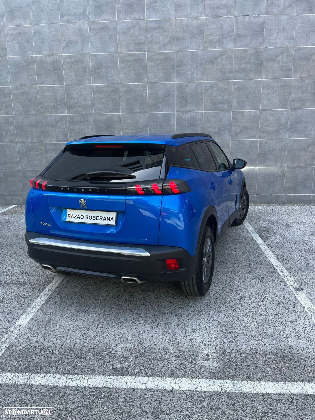 Peugeot 2008 1.2 PureTech Allure Pack - 4