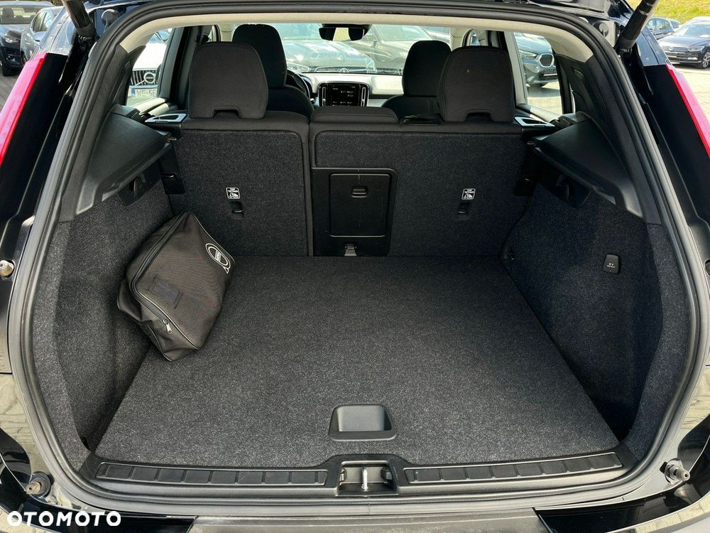 Volvo XC 40 - 32