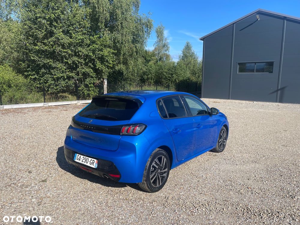 Peugeot 208 - 3