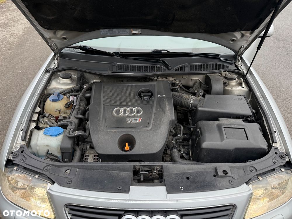 Audi A3 Sportback 1.9 TDI Attraction Tiptronic - 18