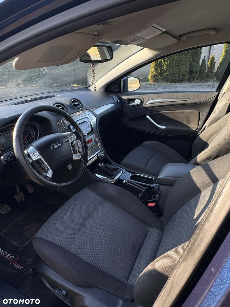 Ford Mondeo 2.0 TDCi Titanium - 11