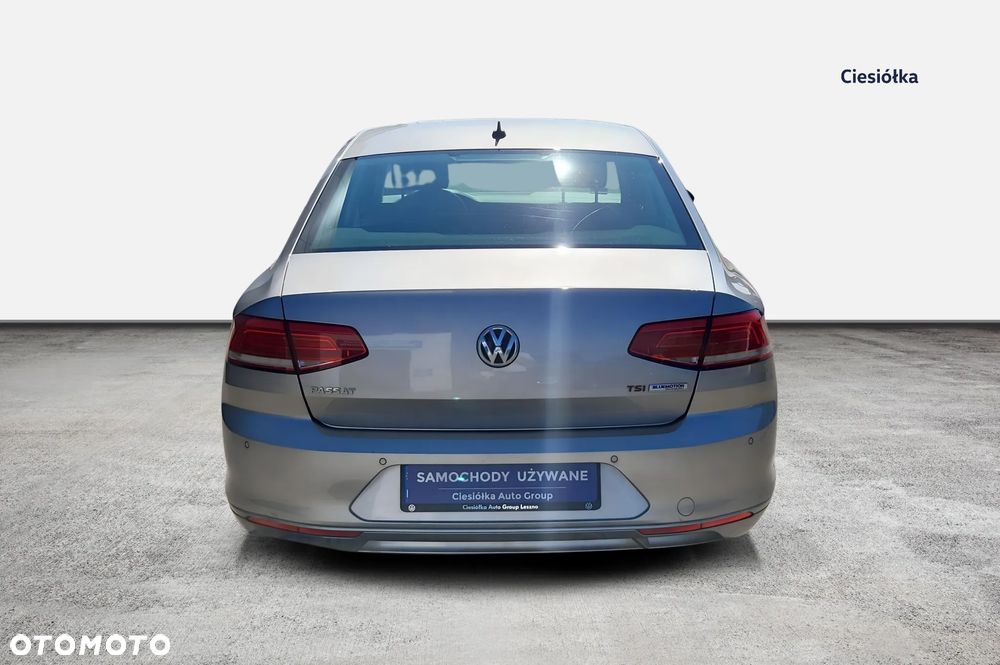 Volkswagen Passat 1.8 TSI BMT Comfortline DSG - 32