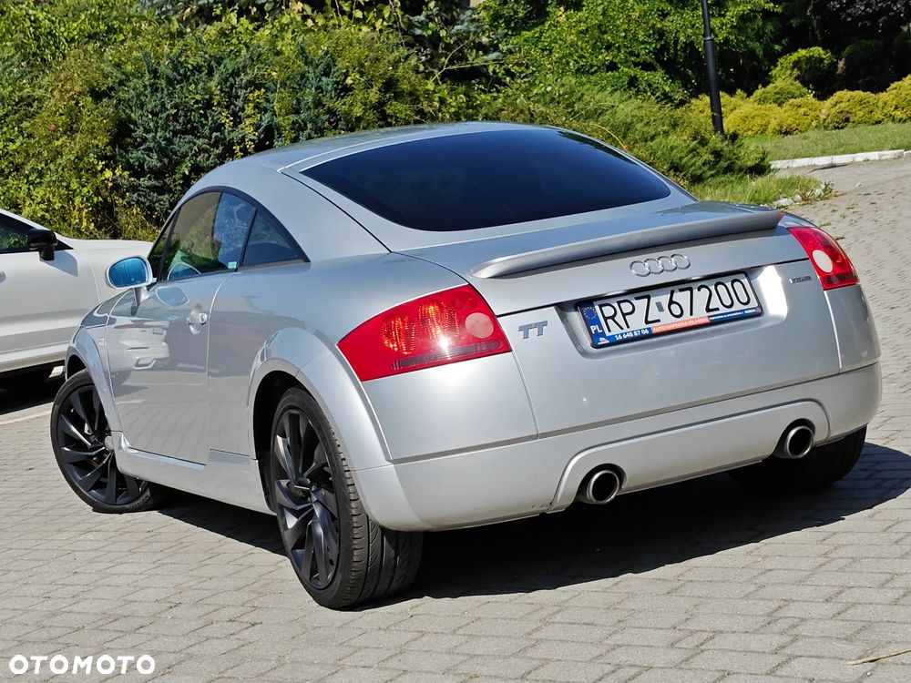 Audi TT Coupé 1.8 T quattro - 1