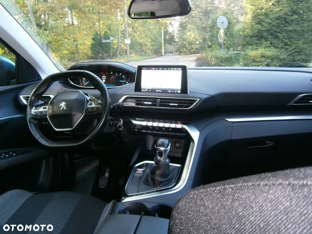 Peugeot 5008 1.6 BlueHDi Active 7os - 8
