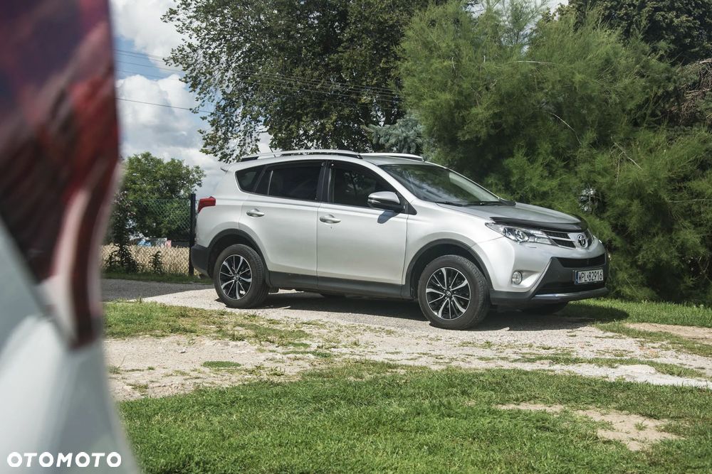 Toyota RAV4 2.0 D-4D 4x4 Comfort - 1
