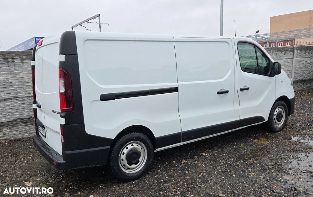 Renault Trafic - 10