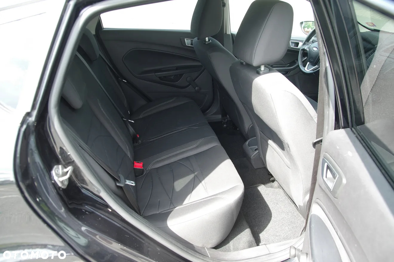 Ford Fiesta 1.0 EcoBoost S&S TREND - 25