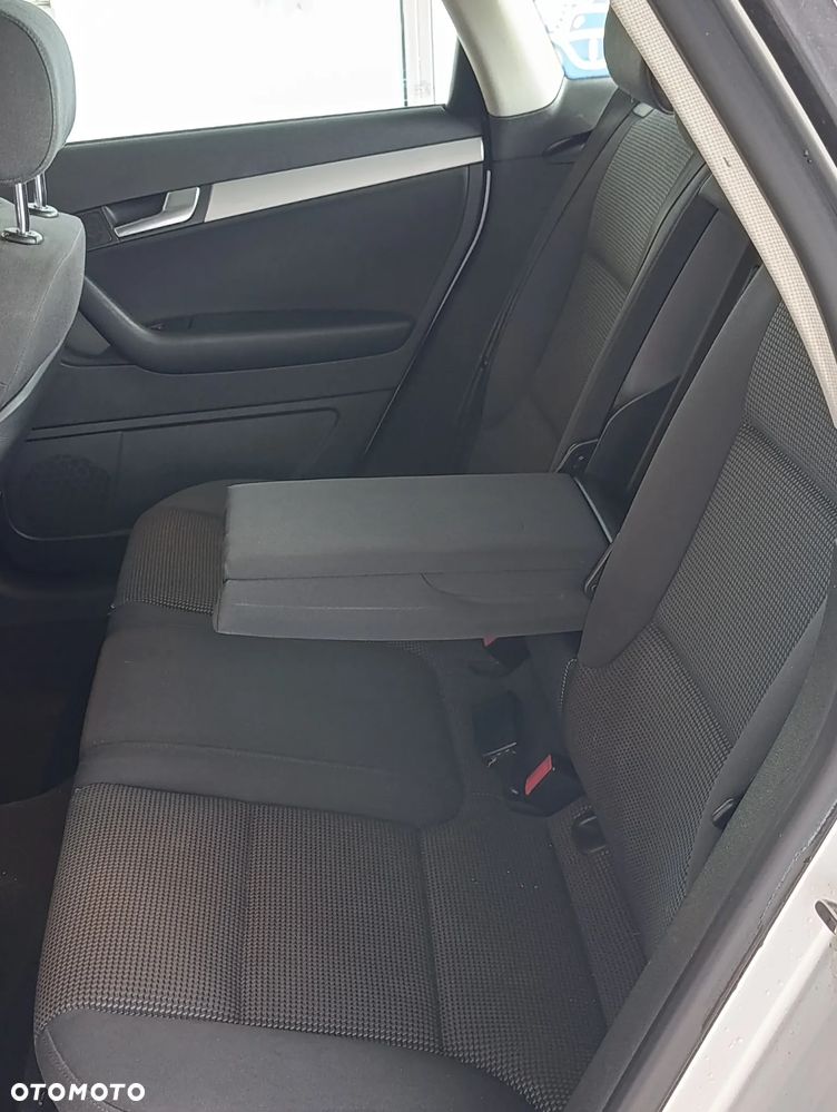 Audi A3 Sportback 1.8 TFSI Ambiente - 14