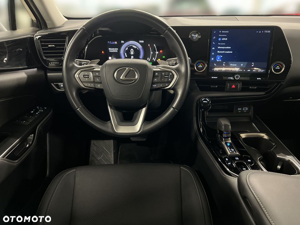 Lexus NX 350h Business AWD - 30