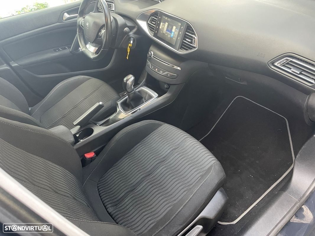 Peugeot 308 SW - 22