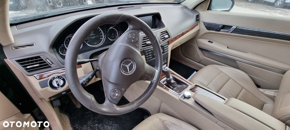 Mercedes-Benz Klasa E - 6