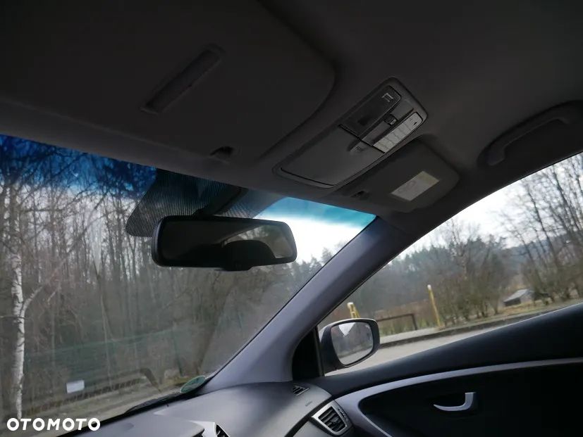 Hyundai i30 1.4 Premium - 22