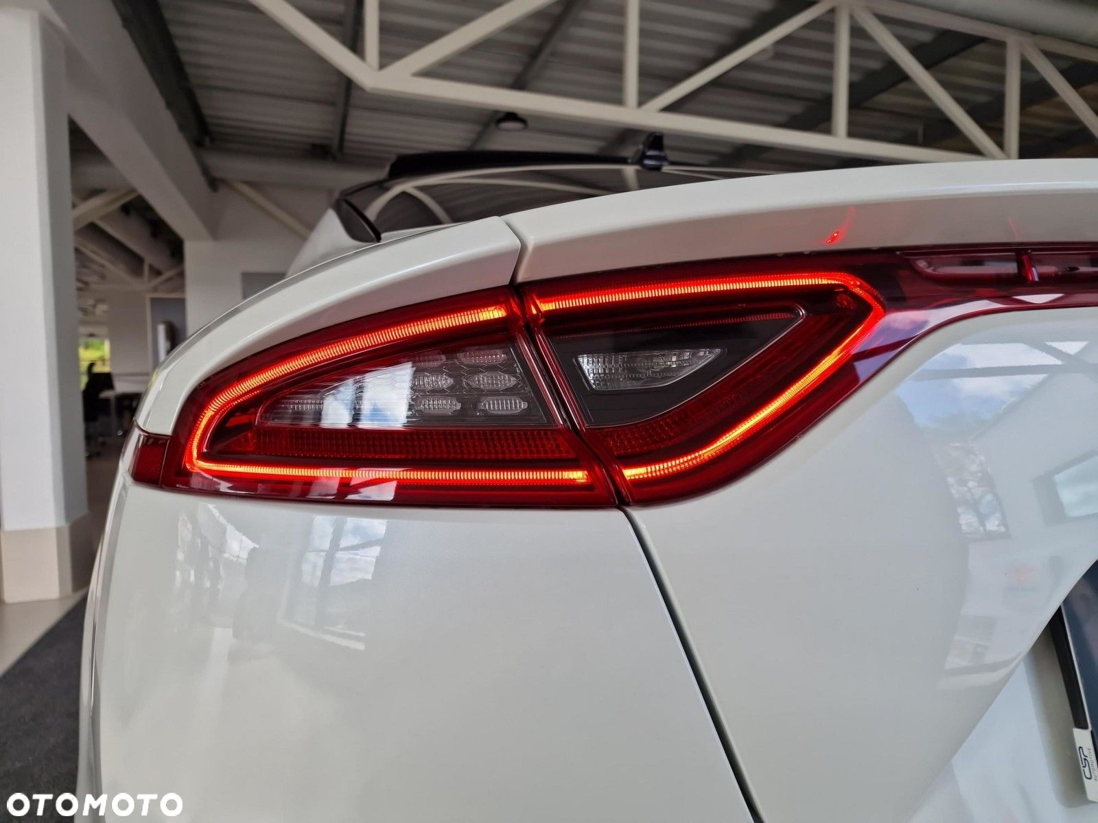 Kia Stinger 3.3 T-GDI V6 GT AWD - 37