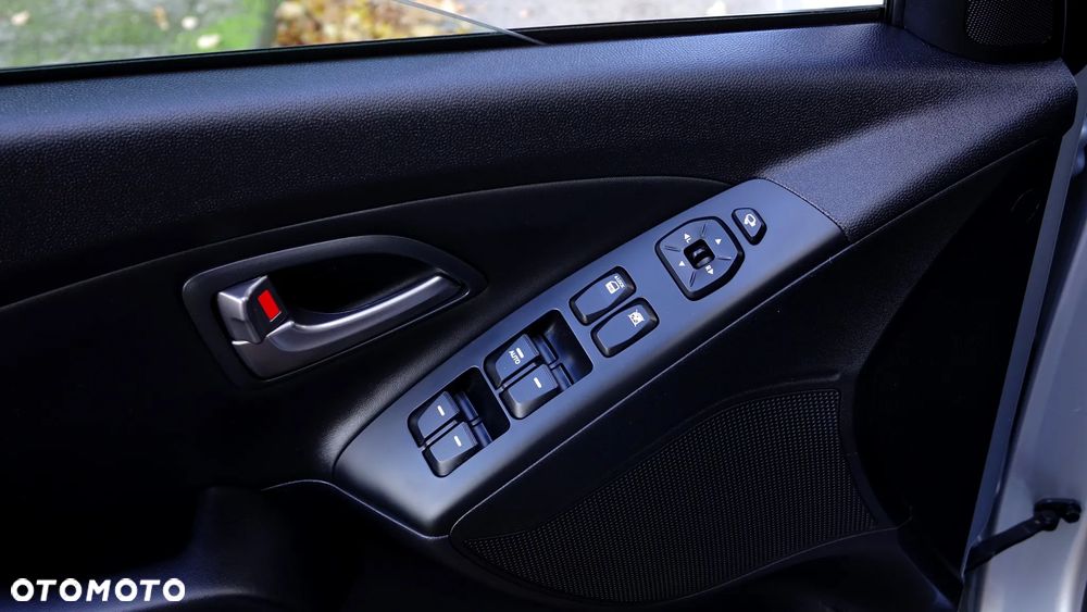 2014 Hyundai ix35, photograph 2