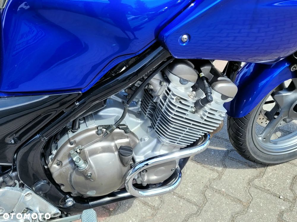 Yamaha XJ - 8