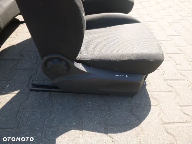 FOTEL FOTELE LEWY PRZÓD PRAWY PRZÓD + TYLNA KANAPA OPEL CORSA D 5D - 33