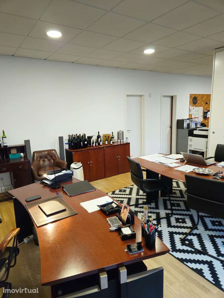 Espaço comercial com localização privilegiada em Leça da Palmeira. - Grande imagem: 4/9