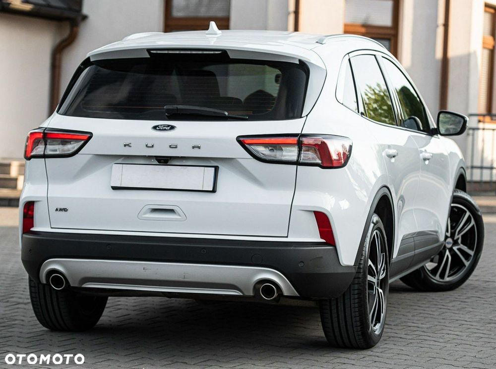 Ford Kuga 2.0 EcoBlue 4x4 TITANIUM X - 3