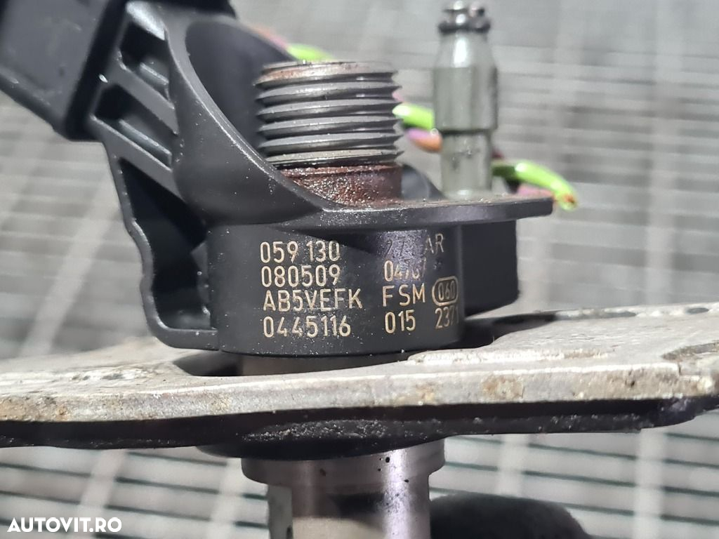 Injector Volkswagen Touareg facelift 3.0D 2007 - 2010 240CP CASA CASC (993) 0445116015 - 4