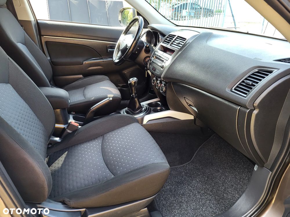 Mitsubishi ASX 1.6 2WD Edition II - 18