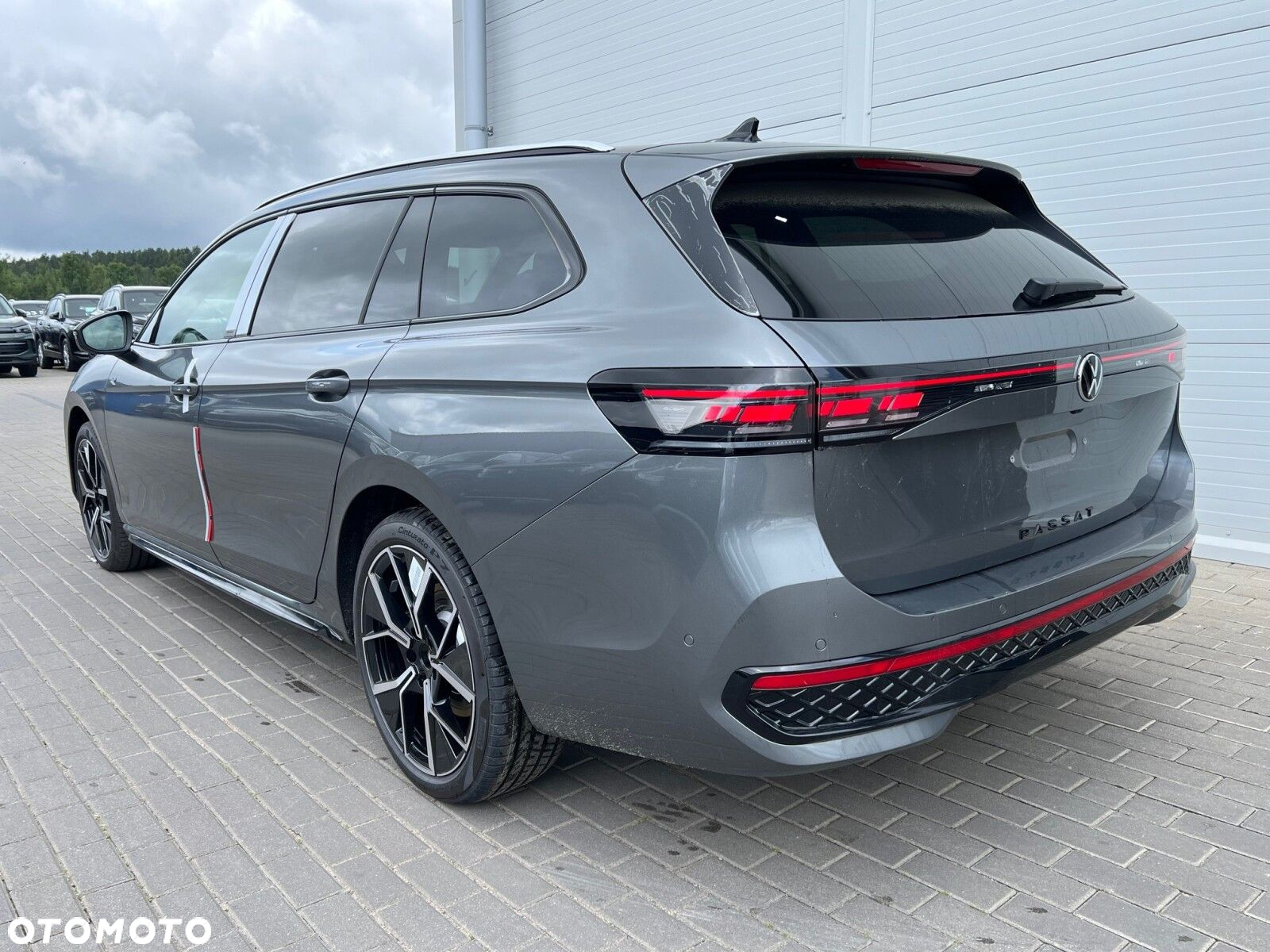 Volkswagen Passat - 5