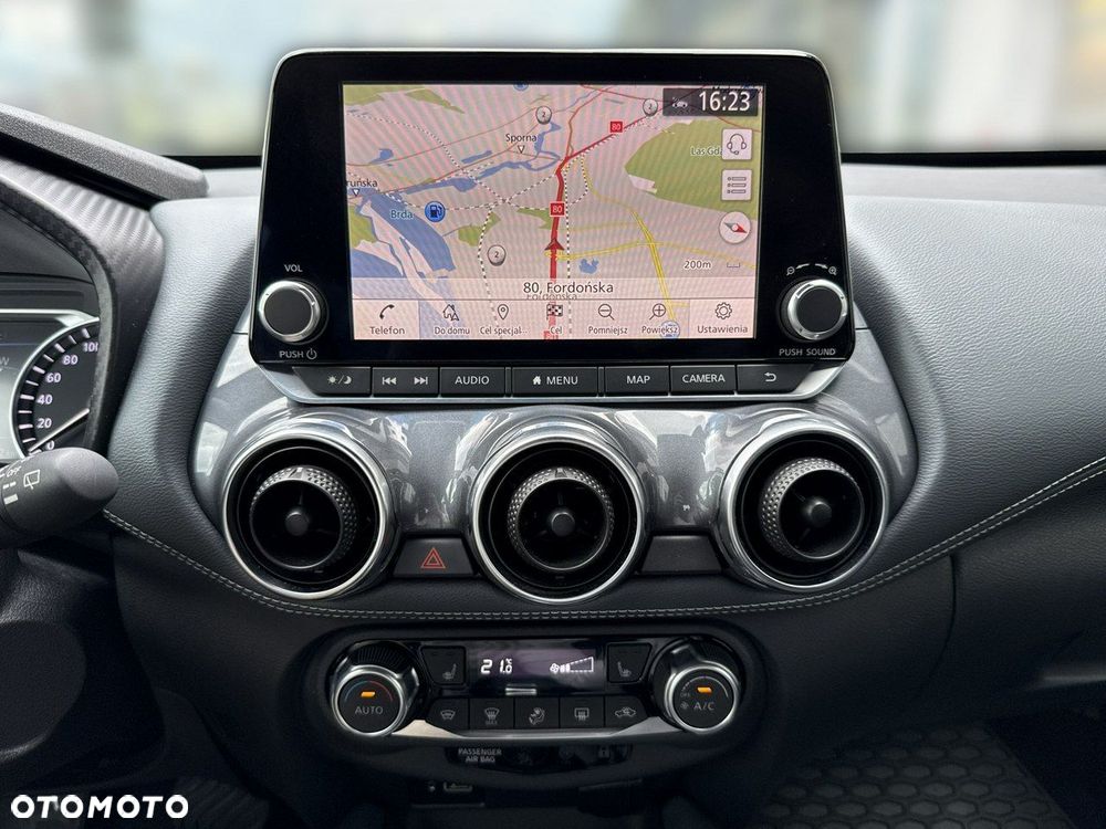 Nissan Juke 1.0 DIG-T N-Connecta DCT - 19