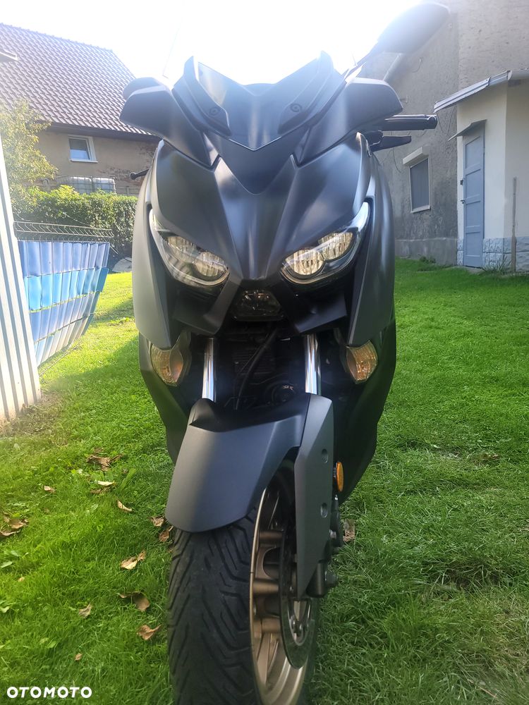 Yamaha X-max - 18