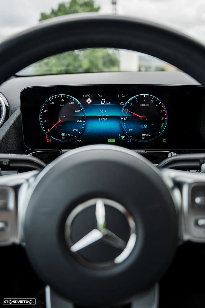 Mercedes-Benz GLA 250 e 8G-DCT AMG Line - 32