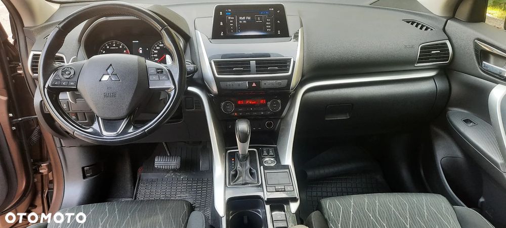Mitsubishi Eclipse Cross 1.5 T GPF Intense Pro CVT 4WD - 10