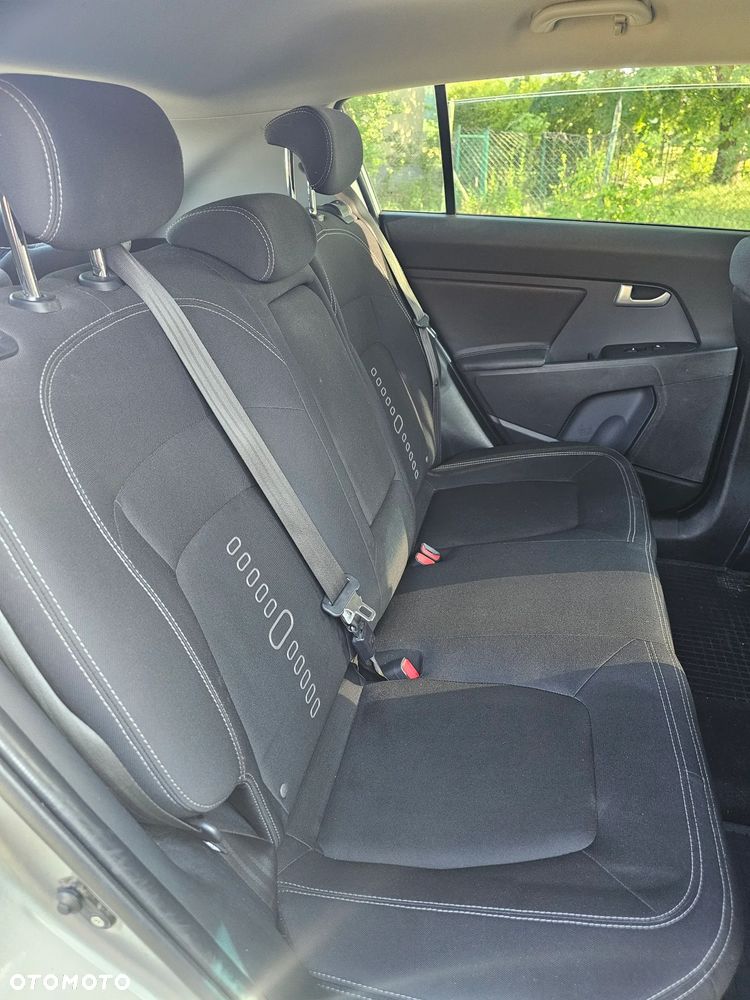 Kia Sportage 1.6 GDI L 2WD - 9